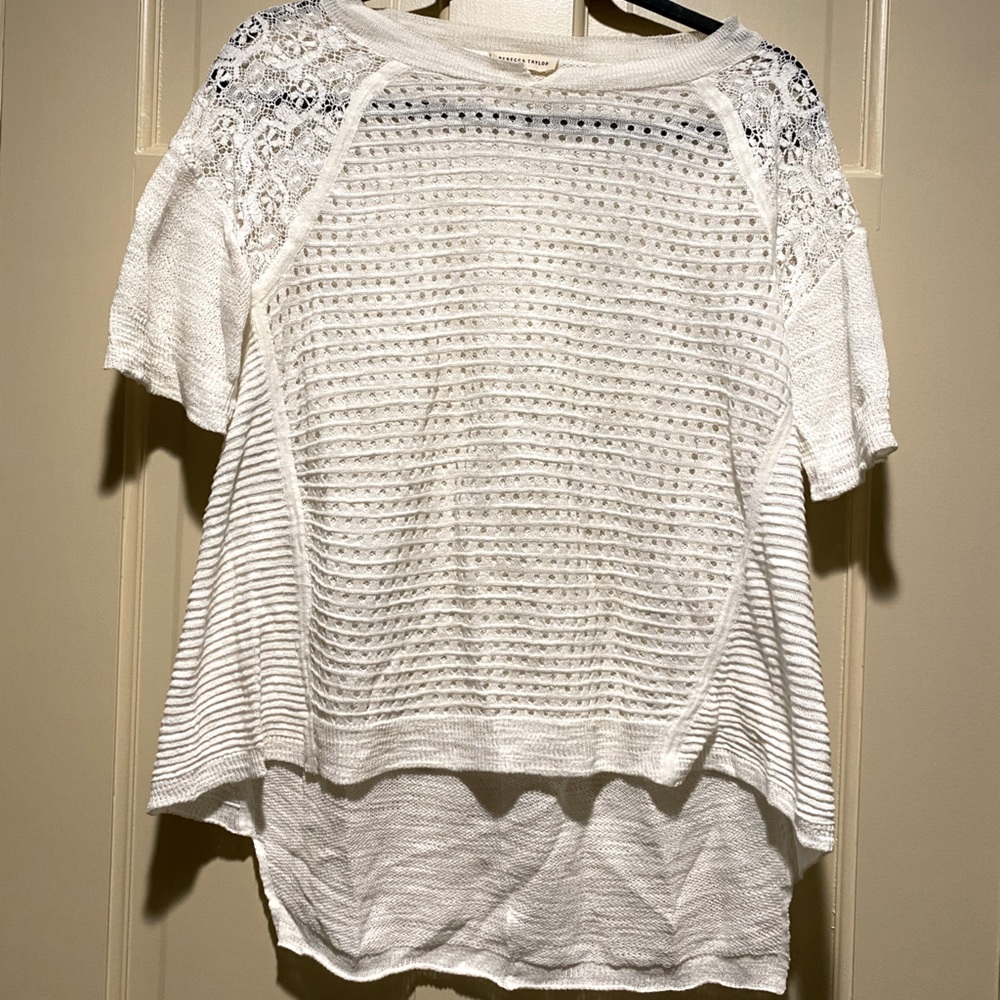 Short sleeve sweater